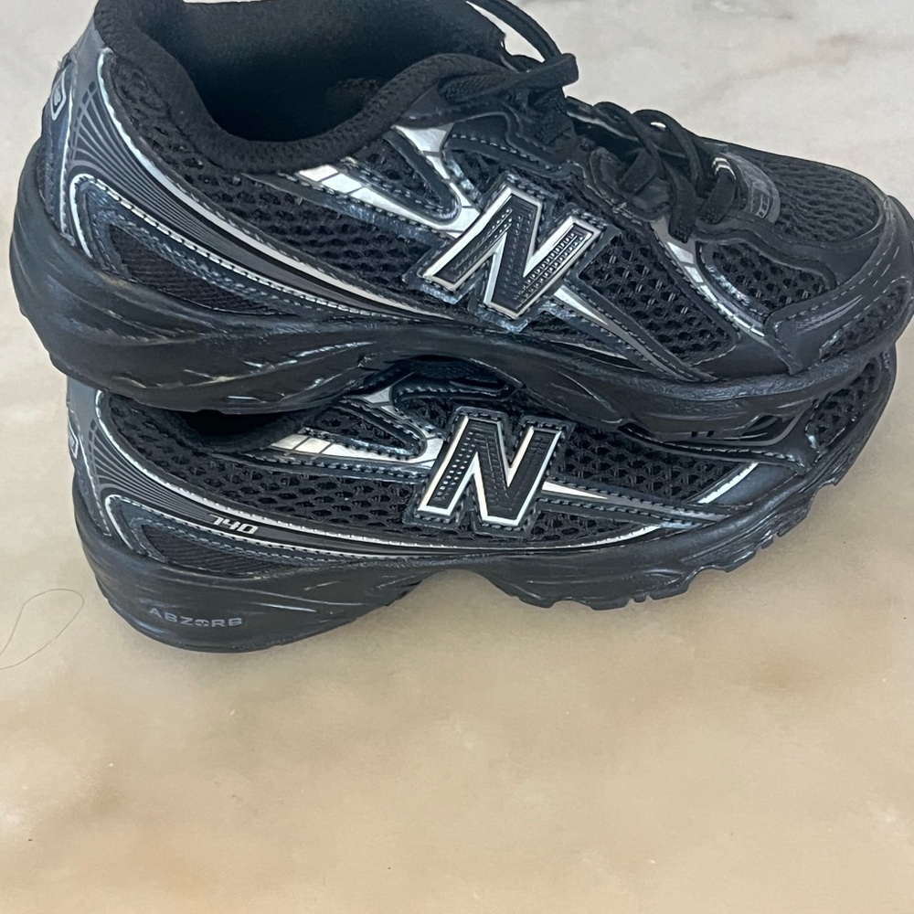 New Balance 740 All-Black sneakers